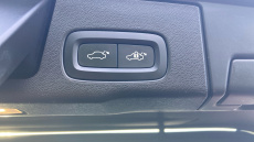 Volvo XC60 2.0 T6 [350] RC PHEV Plus Dark 5dr AWD Geartronic Estate